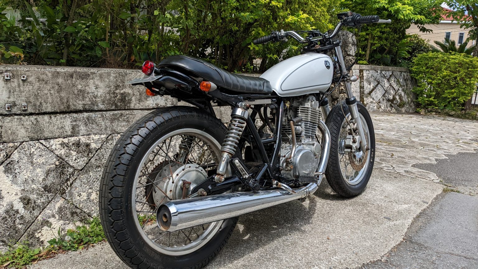 yamaha-sr-400-roud-motorcycles-oshiro-speed-shop